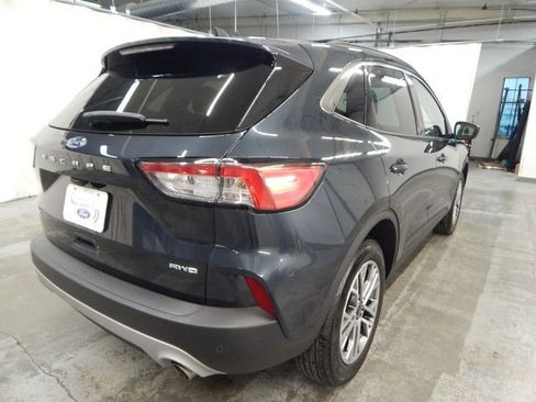 Used 2022 Ford Escape SEL image 6