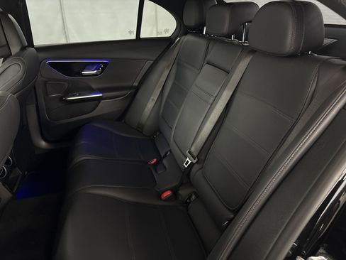 Used 2024 Mercedes-Benz C 300 Sedan image 23