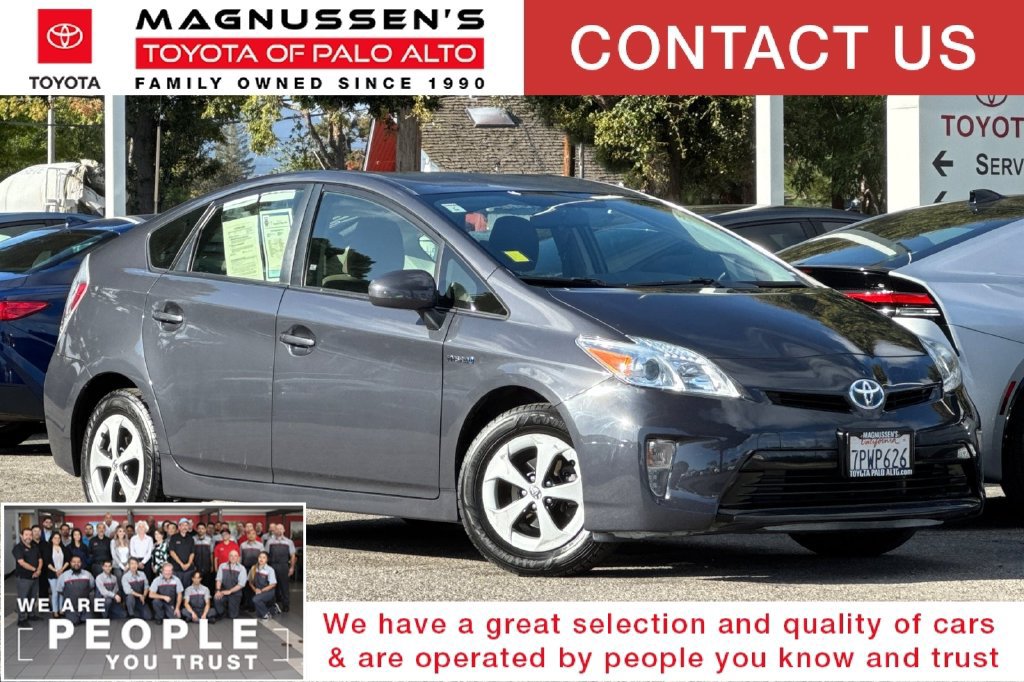 Used 2015 Toyota Prius Two FWD image 1