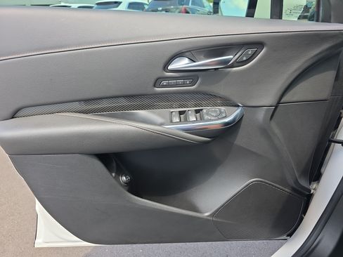 Used 2023 Cadillac XT4 Sport w/ Cold Weather Package FWD image 17