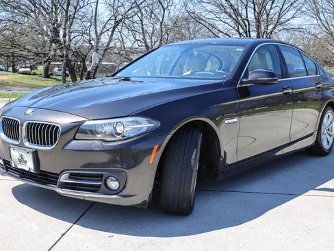 Used 2016 BMW 528i xDrive Sedan image 3