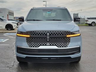 New 2026 Lincoln Navigator Reserve video 2