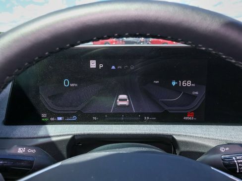 Used 2022 Kia EV6 Wind w/ Wind Technology Package AWD/4WD image 18