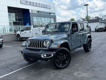 Used 2024 Jeep Wrangler Unlimited Sahara w/ Technology Group