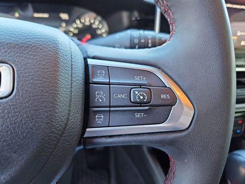 Used 2023 Jeep Compass Trailhawk image 12