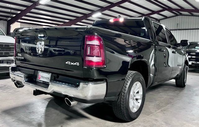 Used 2023 RAM 1500 Laramie AWD/4WD image 3
