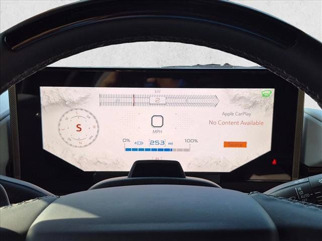 Used 2025 GMC Hummer EV 2X AWD/4WD image 11