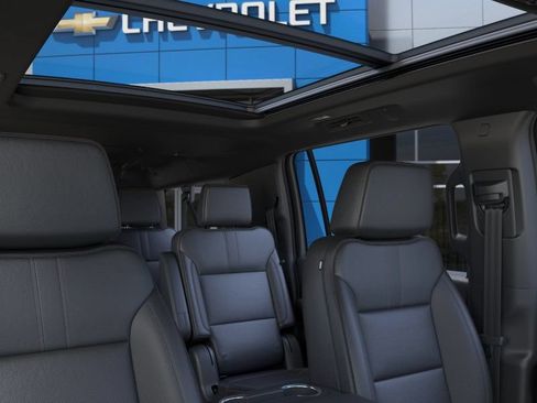New 2026 Chevrolet Suburban RST w/ Comfort Package AWD/4WD image 27