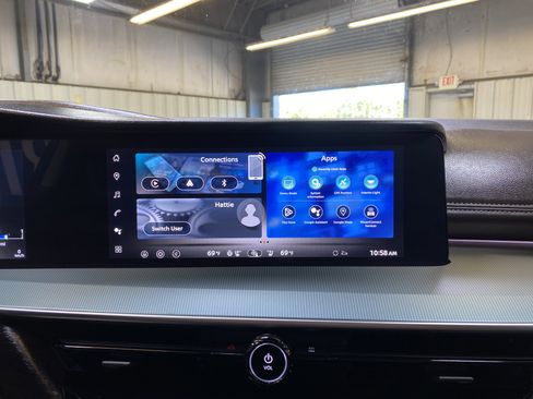 Used 2025 Nissan Murano Platinum w/ Cargo Package image 41