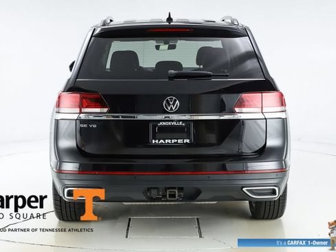 Used 2022 Volkswagen Atlas SE w/ Panoramic Sunroof Package FWD image 8