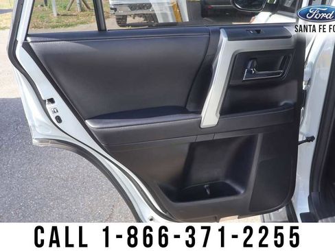 Used 2024 Toyota 4Runner SR5 Premium AWD/4WD image 15