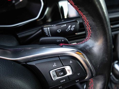 Used 2021 Volkswagen Jetta GLI Autobahn image 39