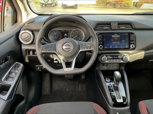 New 2025 Nissan Versa SR w/ Trunk Package image 15