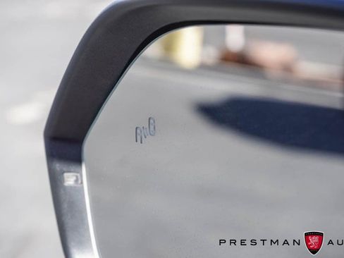 Used 2022 Volkswagen Atlas SEL Premium image 25