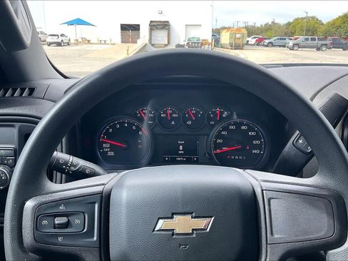 Used 2021 Chevrolet Silverado 1500 Custom image 25