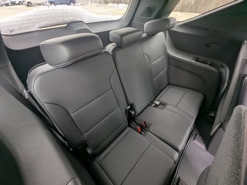 New 2026 Chevrolet Traverse LT w/ Driver Confidence Package image 14