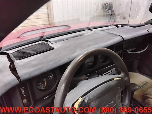 Used 1990 Pontiac Firebird Formula RWD image 19