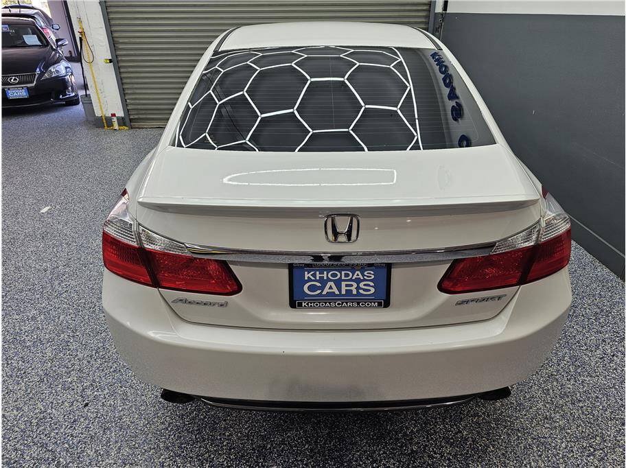 Used 2014 Honda Accord Sport image 4