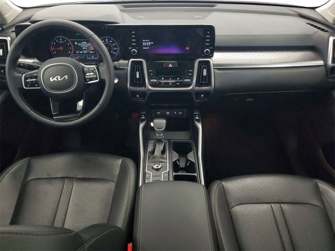 Used 2023 Kia Sorento S w/ Panoramic Sunroof Package image 15