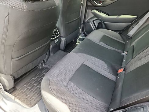 Used 2022 Subaru Outback Premium AWD/4WD image 9