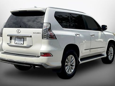Used 2017 Lexus GX 460 Premium w/ Premium Package AWD/4WD image 6