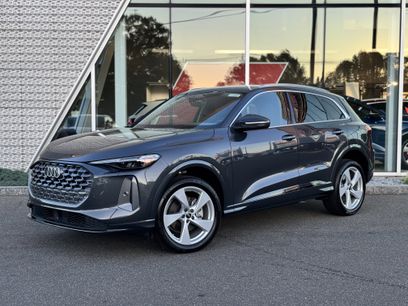 New 2025 Audi Q5 Premium Plus