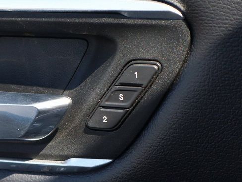 Used 2022 RAM 1500 Laramie image 16