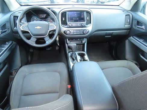 Used 2020 Chevrolet Colorado LT image 23