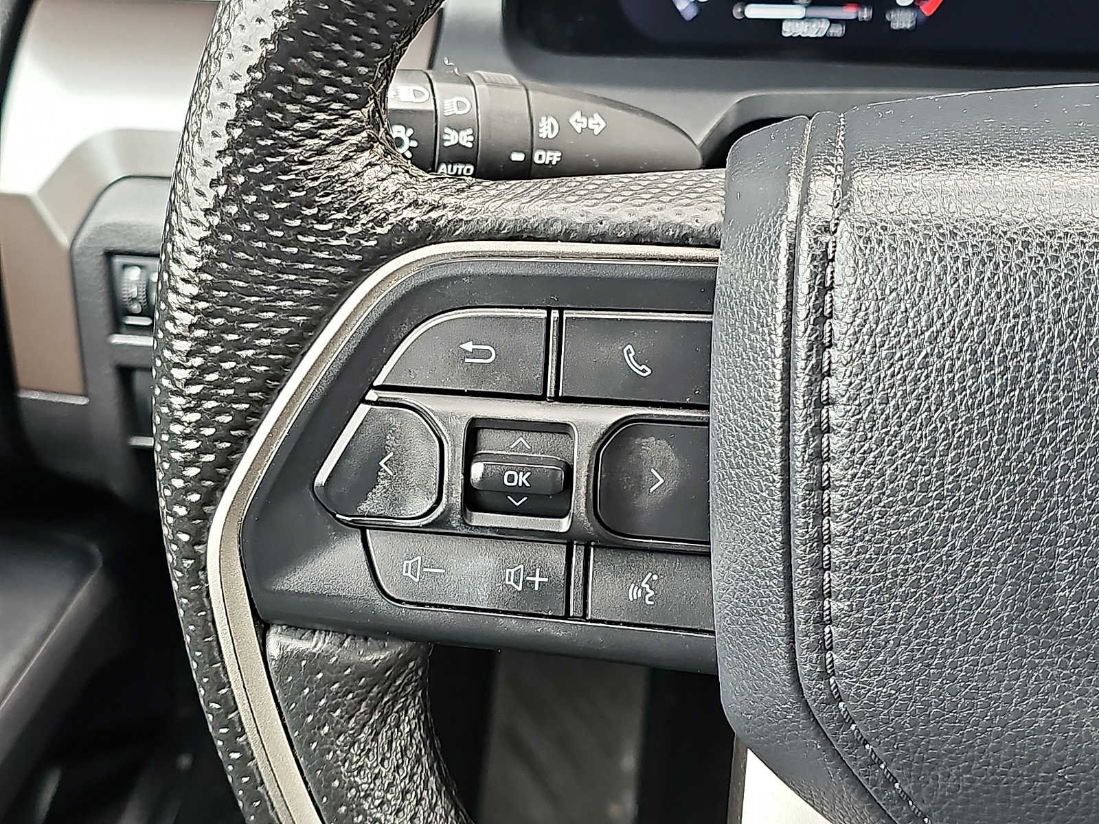 Used 2024 Toyota Tacoma TRD Off-Road AWD/4WD image 20