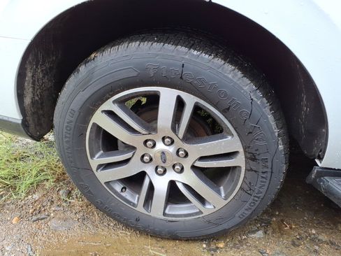Used 2024 Ford Expedition Limited AWD/4WD image 25