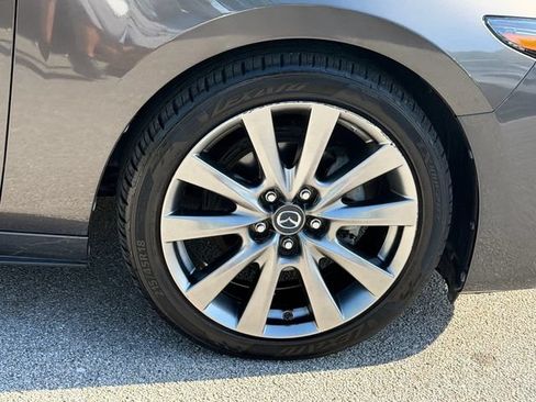 Used 2021 MAZDA MAZDA3 s FWD image 10