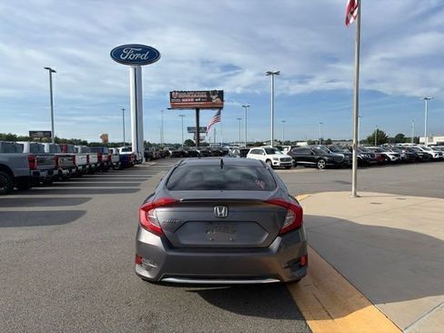 Used 2021 Honda Civic EX image 4