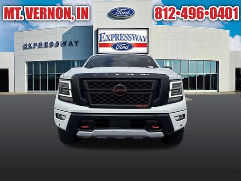Used 2023 Nissan Titan PRO-4X w/ Pro-4x Convenience Package AWD/4WD image 2