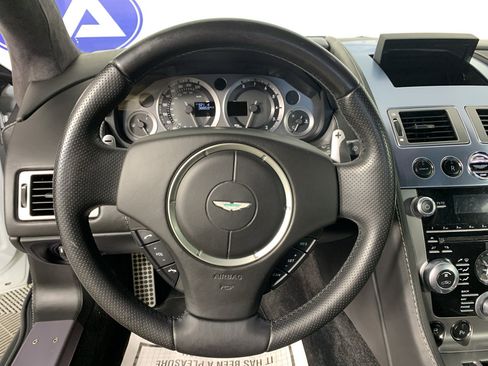 Used 2012 Aston Martin V8 Vantage Coupe RWD image 21