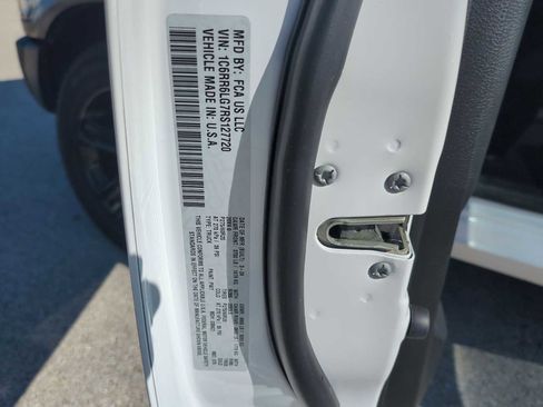 Used 2024 RAM 1500 Classic Warlock image 32