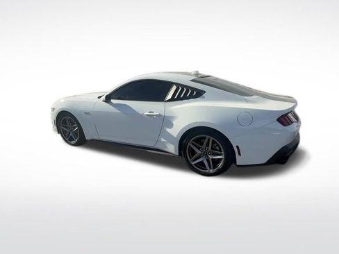 Used 2024 Ford Mustang GT Premium image 34