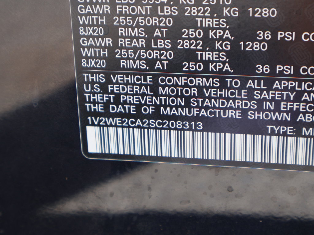 Used 2025 Volkswagen Atlas Cross Sport SE FWD image 41