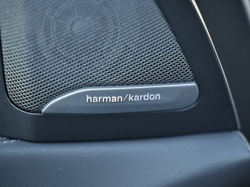 New 2026 BMW X5 sDrive40i image 19