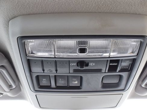 Used 2011 Toyota 4Runner SR5 AWD/4WD image 32
