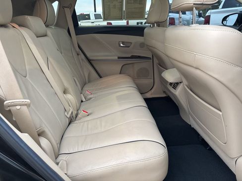 Used 2013 Toyota Venza Limited w/ Tow Prep Pkg image 19