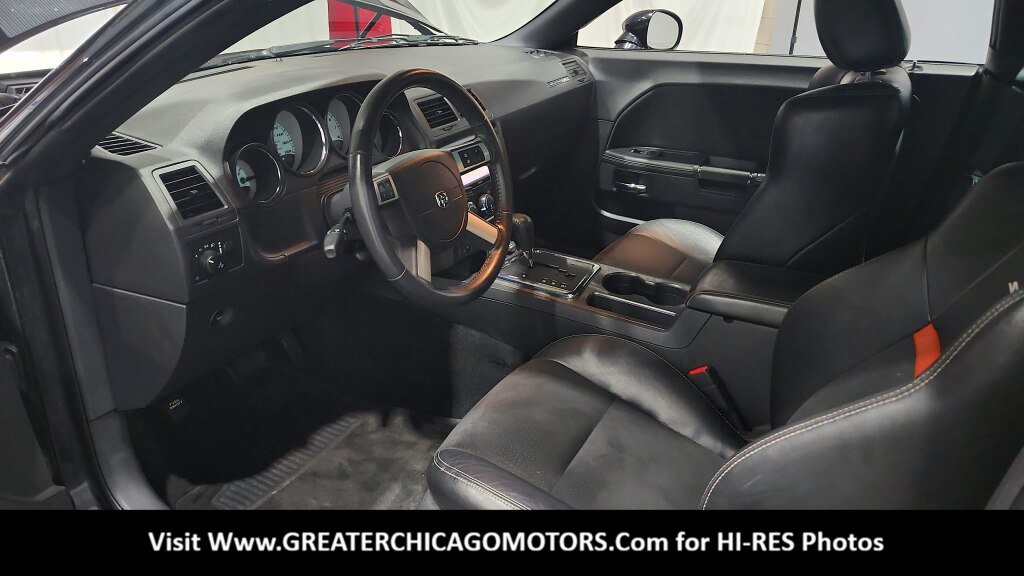 Used 2008 Dodge Challenger SRT8 RWD image 30