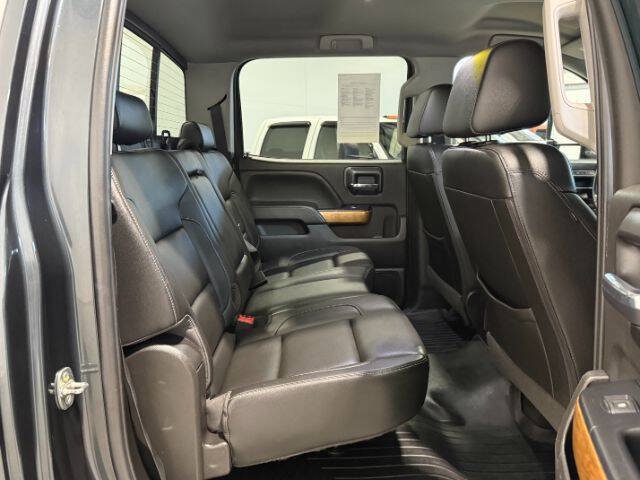 Used 2018 Chevrolet Silverado 2500 LTZ w/ Duramax Plus Package AWD/4WD image 17