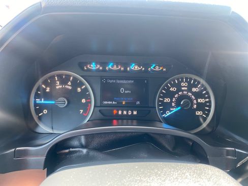 Used 2019 Ford F150 XLT w/ Equipment Group 302A Luxury AWD/4WD image 17