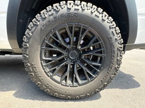 Used 2023 RAM 1500 Rebel w/ Rebel Level 2 Equipment Group AWD/4WD image 38