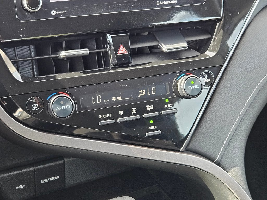 Used 2024 Toyota Camry SE FWD image 26