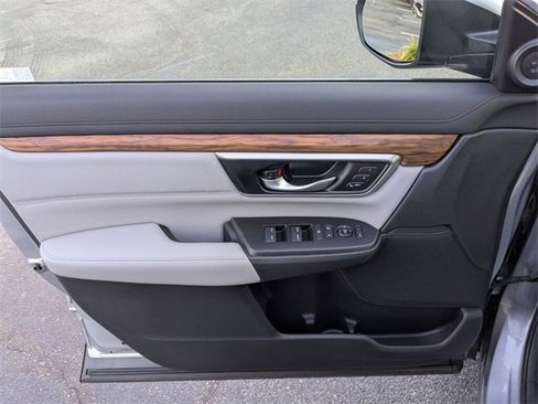 Used 2022 Honda CR-V Touring image 30