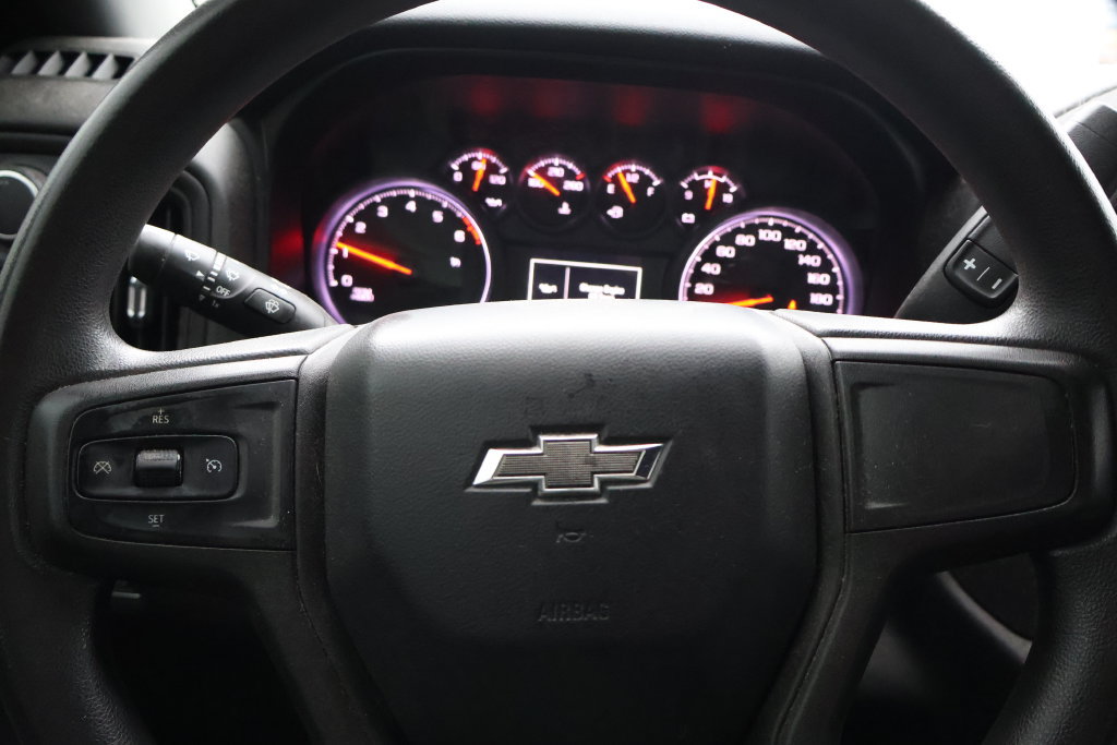 Used 2020 Chevrolet Silverado 1500 Custom Trail Boss w/ Custom Convenience Package AWD/4WD image 18