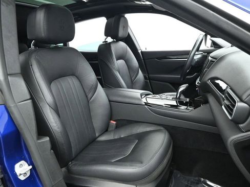 Used 2022 Maserati Levante Modena AWD/4WD image 27