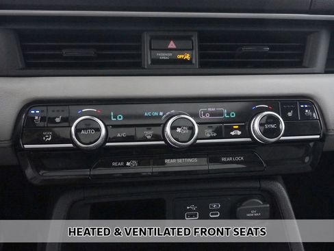 Used 2023 Honda Pilot Elite image 9