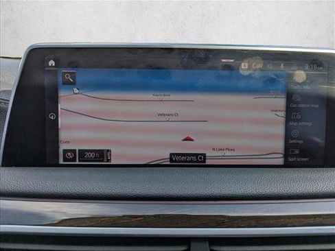 Used 2020 BMW 740i w/ Premium Package image 17